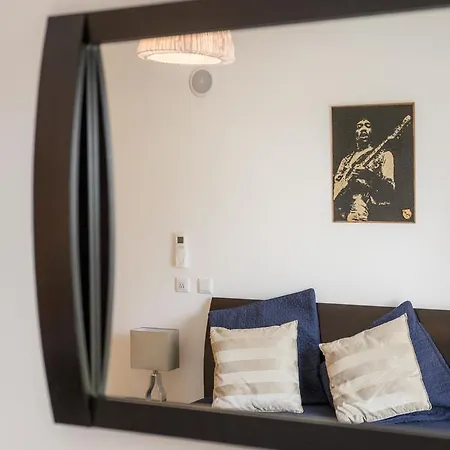 Apartment C02 - Luxury 3 Bed With Pool View Lagos